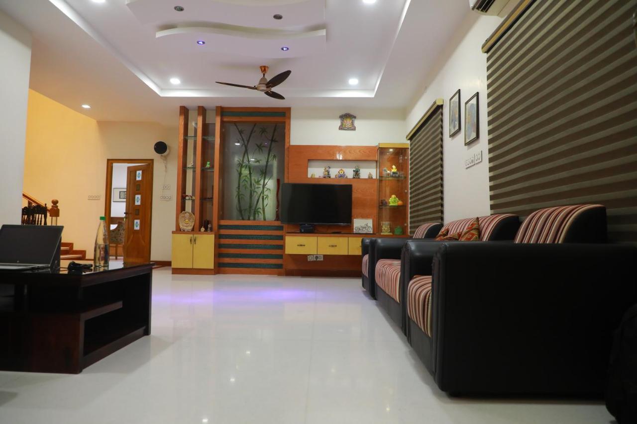 Hill View Paradise - 2Bhk'S & Rooms - A Golden Group Of Premium Home Stays - Tirupati Ngoại thất bức ảnh