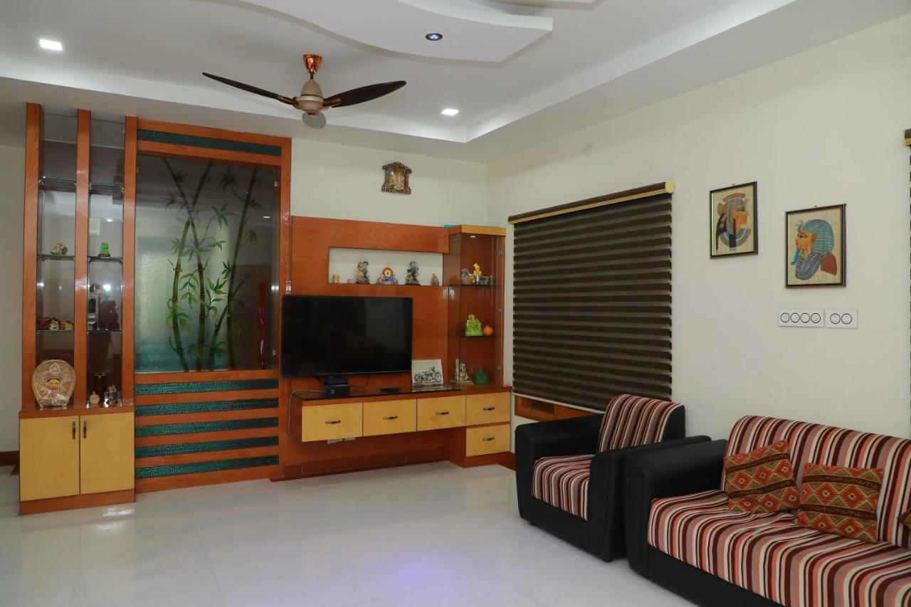 Hill View Paradise - 2Bhk'S & Rooms - A Golden Group Of Premium Home Stays - Tirupati Ngoại thất bức ảnh