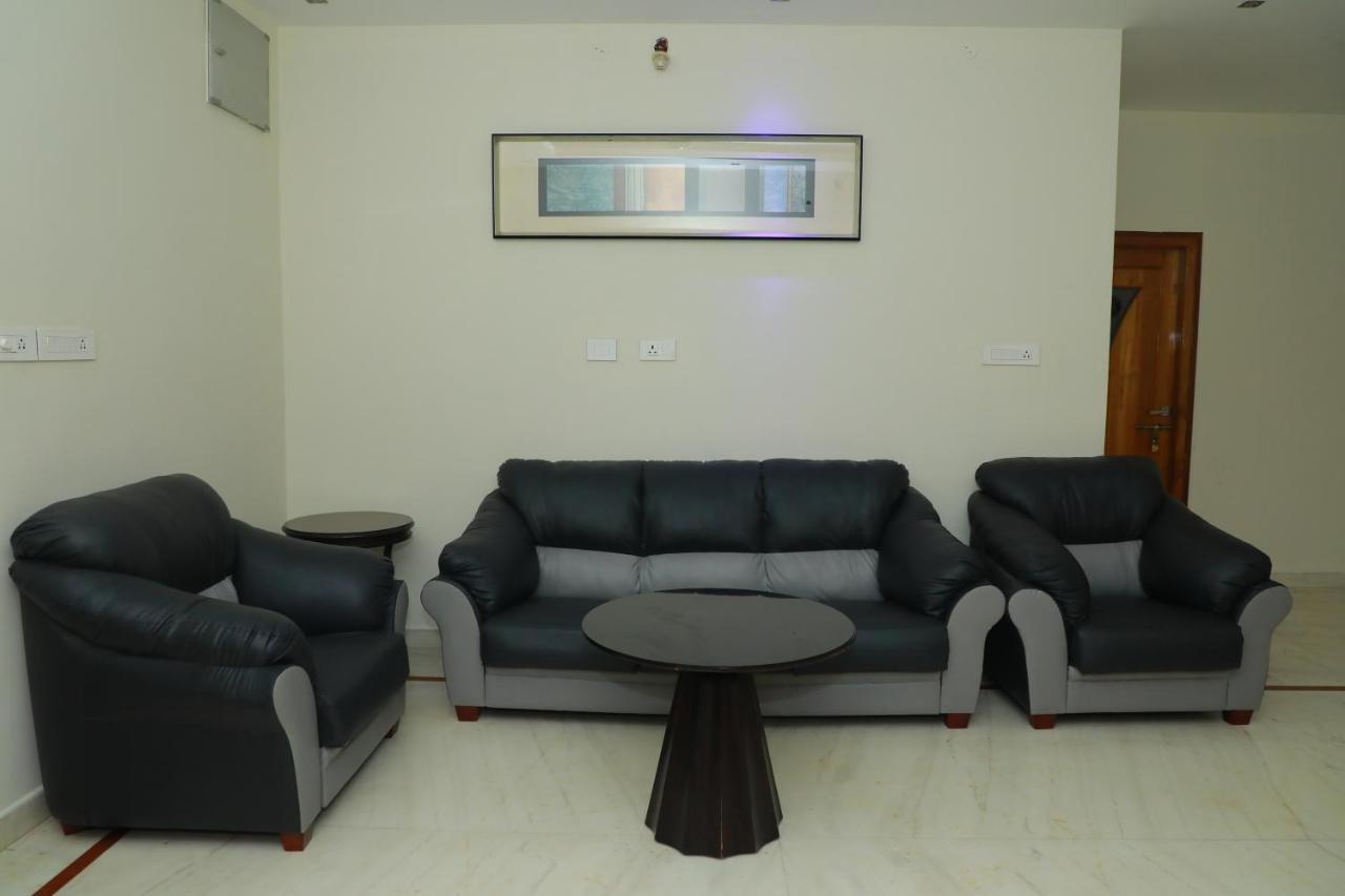 Hill View Paradise - 2Bhk'S & Rooms - A Golden Group Of Premium Home Stays - Tirupati Ngoại thất bức ảnh