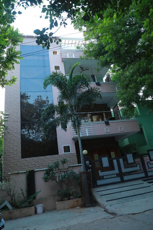 Hill View Paradise - 2Bhk'S & Rooms - A Golden Group Of Premium Home Stays - Tirupati Ngoại thất bức ảnh